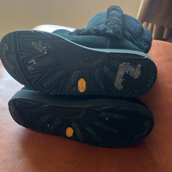 UGG Women’s Sunburst Talk Boots Size 8 - Picture 7 of 11